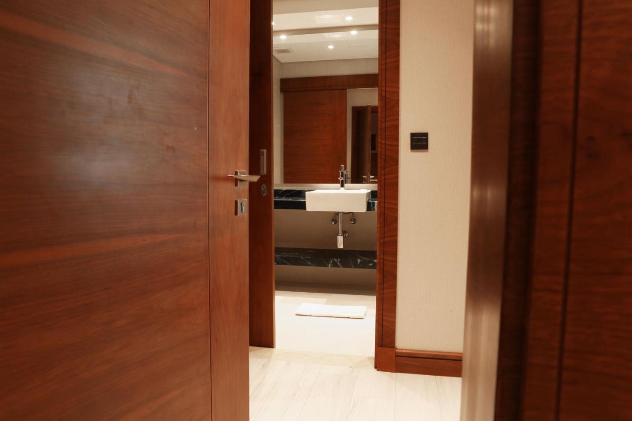 Weekend Hotel Sari DDjeddah Extérieur photo